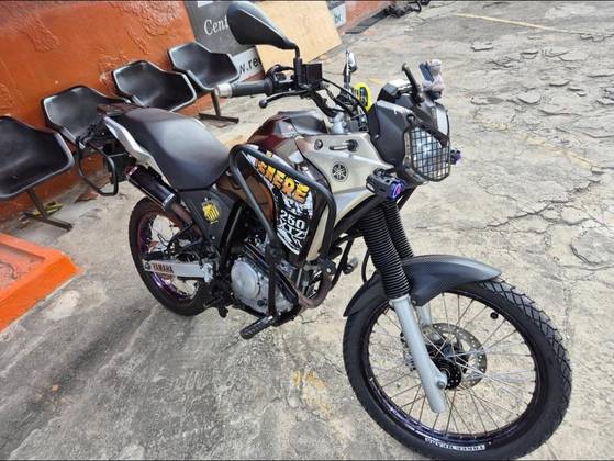 YAMAHA XTZ 250 TÉNÉRÉ YAMAHA XTZ 250 TÉNÉRÉ